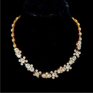 Gold tone 18 inch necklace with rhinestones
